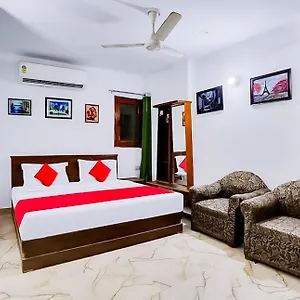 4* Hotel Hauz Khas - Near